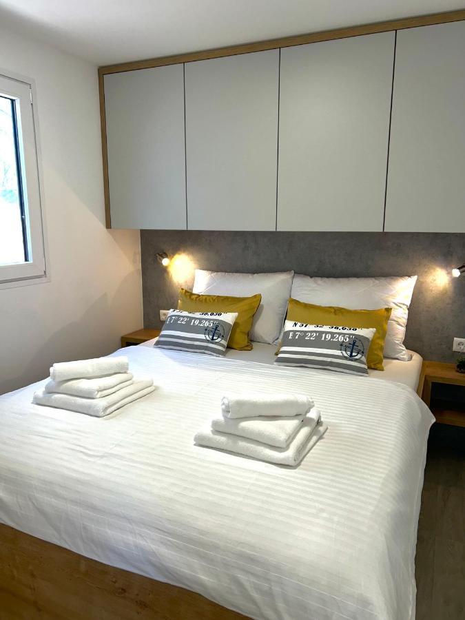 Fjaka Luxury Mobile Home - Oaza Mira Camping Croatia Drage Exterior photo