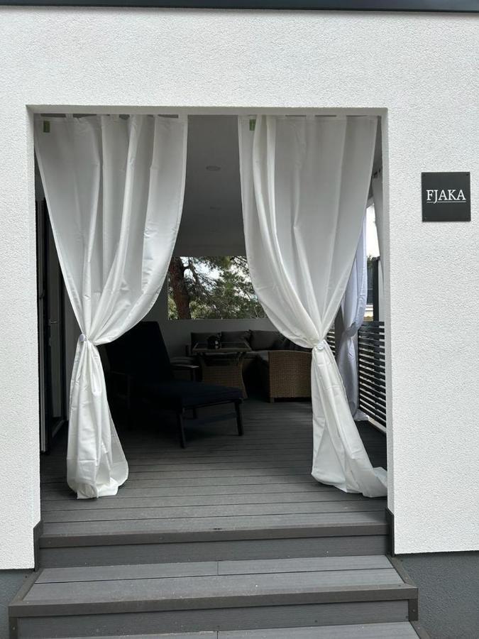 Fjaka Luxury Mobile Home - Oaza Mira Camping Croatia Drage Exterior photo